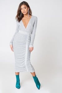 58934174_lavish_alice_silver_irridescent_seqin_dress_1272-000112-0014_01c-1.thumb.jpg.81e243a55d35bc8e15cd8ecbaa746e28.jpg