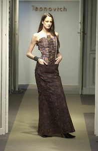 5a21d04ecdfc7_KatyaLeonovichFW2000PHC.thumb.jpg.b9eb71fe5639a0e39caccfd7e588e8f4.jpg