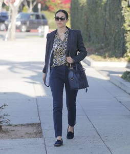 Emmy-Rossum - Out-shopping-in-Beverly-Hills--11.jpg