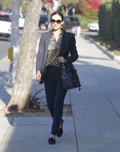 Emmy-Rossum - Out-shopping-in-Beverly-Hills--15.jpg