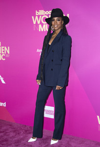 Kelly+Rowland+Billboard+Women+Music+2017+Arrivals+dA9as0xm9asx.jpg