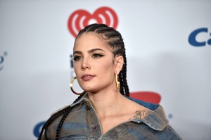     halsey021217BZNimage2.jpg