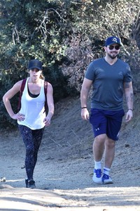 Ashley-Greene --Out-for-a-hike-in-Los-Angeles--04.jpg