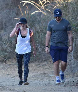 Ashley-Greene --Out-for-a-hike-in-Los-Angeles--16.jpg