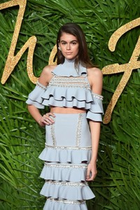 Kaia-Gerber - 2017-Fashion-Awards--05.jpg