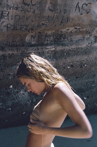 5a271f069328c_CamilleRowe_JasonLeeParry(17).thumb.jpg.8cb16bdae65286cee1a6cf0a7dd82e88.jpg