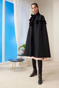 Yasmin Wijnaldum Fendi-Pre-Fall 2018-lookbook 10.jpg
