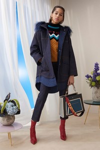 Yasmin Wijnaldum Fendi-Pre-Fall 2018-lookbook 14.jpg