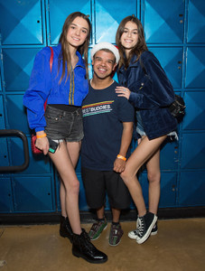 5a2fa131a25fa_KaiaGerberBowlingBuddiesO8plbftPdZyx.thumb.jpg.cfa6ddafd13f6240e4f60cf3585b20f6.jpg