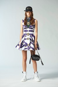 Julia Ratner Versus Versace Pre-Fall 2018 3.jpg