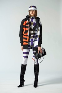 Julia Ratner Versus Versace Pre-Fall 2018 4.jpg