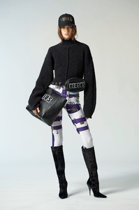 Julia Ratner Versus Versace Pre-Fall 2018 7.jpg