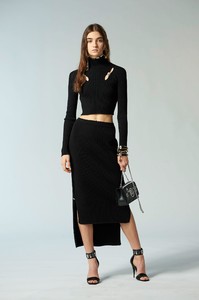 Julia Ratner Versus Versace Pre-Fall 2018 12.jpg