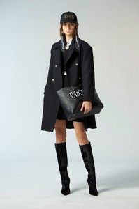 Julia Ratner Versus Versace Pre-Fall 2018 15.jpg