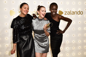 Zalando+Xmas+Bash+Hosted+Alek+Wek+WxxkmzTSj4Hx.jpg