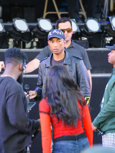 Pharrell+Williams+Jimmy+Kimmel+Live+SE02WX4PiWxx.jpg