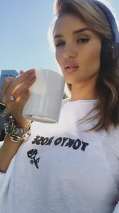 5a34fd3398ccc_rosiehw15133668451670564661231979357_25096719.thumb.jpg.95a0c5f3923d4a4c4d8a5892ef05f228.jpg