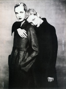 5a36917c1a3b9_AlexandraLidaEgoroviAlberta-Ferretti-1998-ph.Paolo-Roversi-02.thumb.jpg.ae9551ee439e4ca83353077feebcf97c.jpg