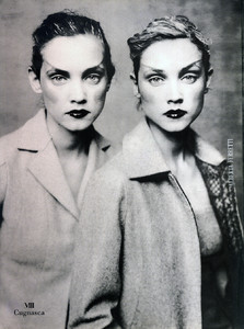 5a369180cda2f_AlexandraLidaEgoroviAlberta-Ferretti-1998-ph.Paolo-Roversi-04.thumb.jpg.e8fa06c34ace6d7f8a63ce99de39ae2a.jpg