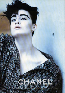 5a36a84bc83f5_Erin-OConnor-Chanel-1998-01.thumb.jpg.72e385f699297ef61d4089ca26e317a8.jpg