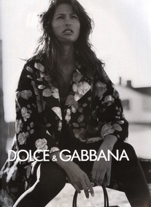 5a39131bc42ec_Elsa-Benitez-DolceGabbana-1996-01.thumb.jpg.e84c8527ace59c19de947c936ca38496.jpg