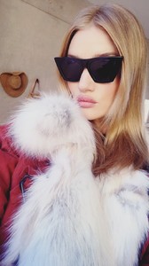 5a3954c4e1cb1_rosiehw15137032591673386682898920707_25096719.thumb.jpg.670c759a1a85fdefe162192c460e6a57.jpg