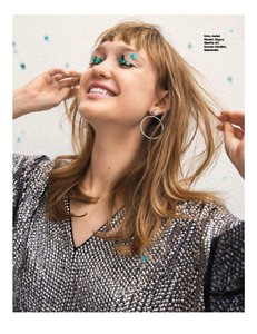 Grazia 427-page-007.jpg