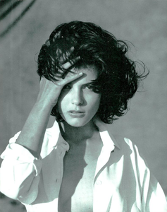 5a3f23da7885e_Ferri_LOreal_Paris_1989_02.thumb.png.ffadb8ae88779d64e21c67b41d526b87.png