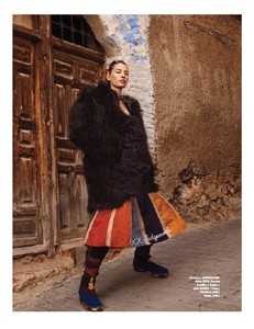 elle 3757-page-007.jpg