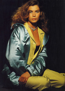 5a407c8796393_vogue_italia_december_1991_carre_otis_albert_w(4).thumb.jpg.1ce8ac6c9e6f17e27c169fab3d0116d5.jpg