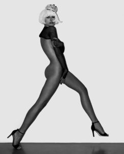 5a45ebf98cd44_julia46.thumb.png.44185cdc19f547a99730caf00edd7798.png