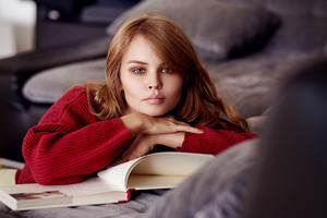 ng DesignPictures - Anastasiya Scheglova reads a book.jpg