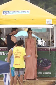 60237450_bgus_1097835_025.jpg