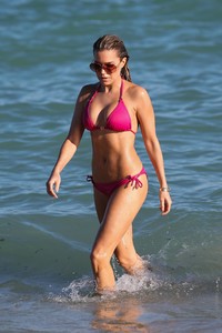 60248395_sylvie_meis_28122017_adddddds_10.jpg