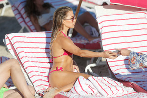 60253777_sylvie_meis_28122017_addddddds_39.jpg