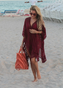 60253913_sylvie_meis_28122017_addddddds_104.jpg
