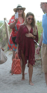 60253914_sylvie_meis_28122017_addddddds_105.jpg