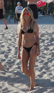60347197_sylvie_meis_29122017_addddddds_35.jpg