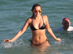 60347246_sylvie_meis_29122017_addddddds_57.jpg
