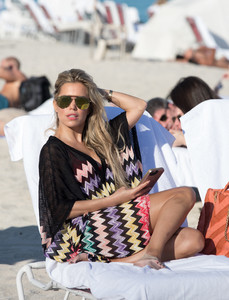60409038_sylvie_meis_30122017_addds_106.jpg