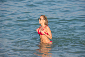 60409153_sylvie_meis_30122017_addds_149.jpg