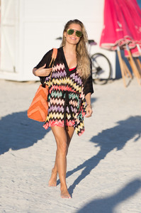 60422602_sylvie_meis_30122017_addddds_05.jpg