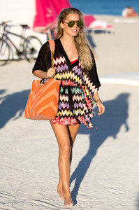 60422604_sylvie_meis_30122017_addddds_06.jpg