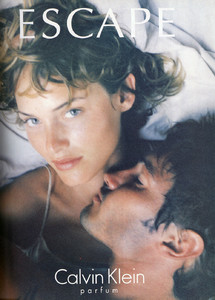 Amber-Valletta-Calvin-Klein-1995.thumb.jpg.a2070e02065d82624b6035582ca686b8.jpg