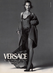 Avedon_Versace_Fall_Winter_96_97.thumb.png.69fd6553cf3f439c407f7430e0a324aa.png