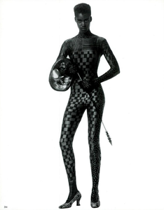 Barbieri_Vogue_Italia_December_1989_03.thumb.png.52df0dc1c53b7be740eee7907088698e.png