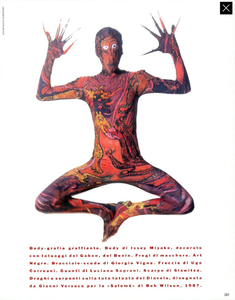 Barbieri_Vogue_Italia_December_1989_04.thumb.png.7085b783f444eb93bedac13506cbb3de.png