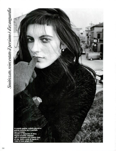 Barbieri_Vogue_Italia_November_1985_03.thumb.png.c5bf6a89b01dd88b1f638b283e9876e1.png