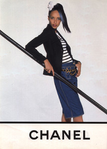 Brandi-Quinones-Chanel-1994-07.thumb.jpg.99a2f59761badb80a32001cc37dd5cfc.jpg