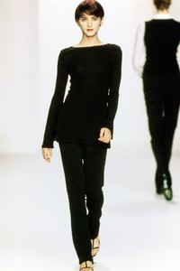 CALVIN-KLEIN-SPRING-1996-RTW-62-MICHELE-HICKS-CN10034366.jpg